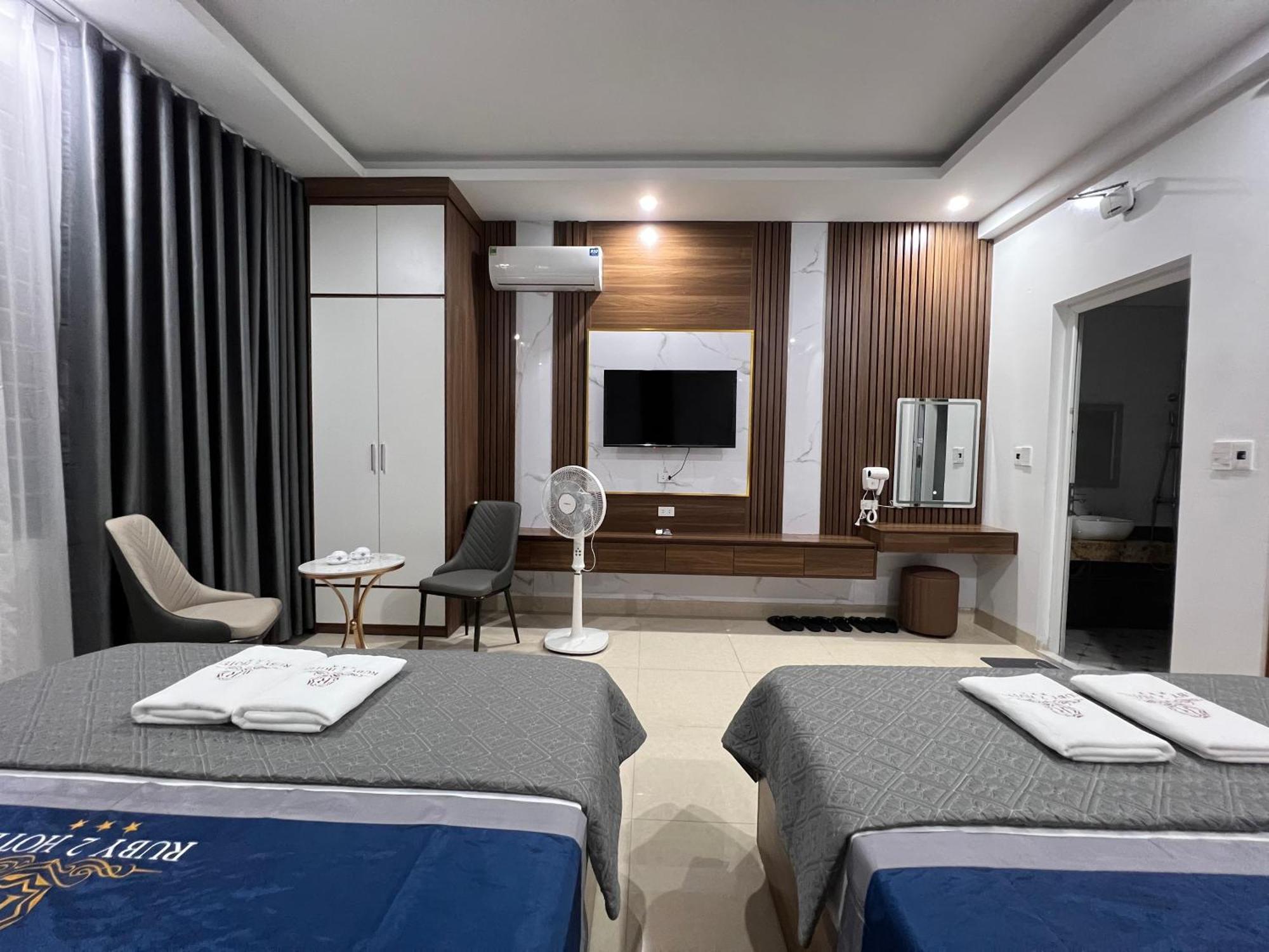 Ruby 2 Hotel Hanoi Bagian luar foto