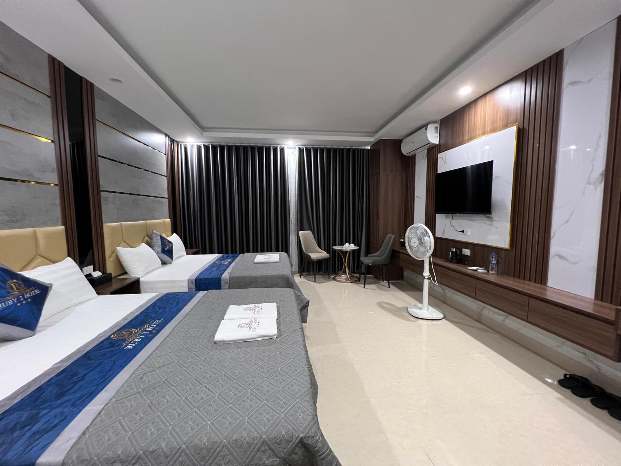 Ruby 2 Hotel Hanoi Bagian luar foto